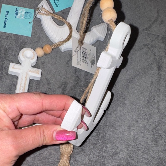 White Anchor Wall Decor Set NWT - Picture 5 of 8